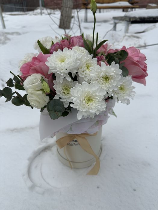 Нежные цветы в коробке