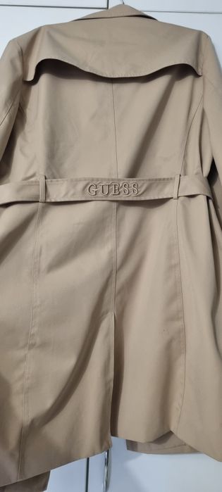 Trencs Guess  NOU