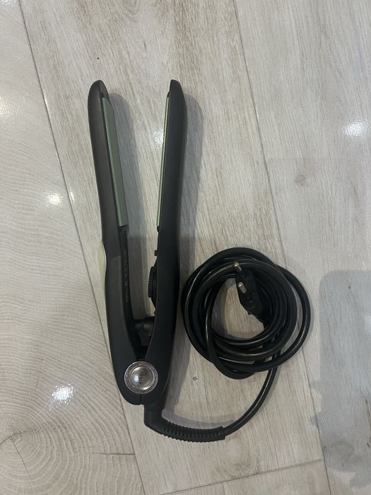 Преса за коса на италианската марка Bellissima.