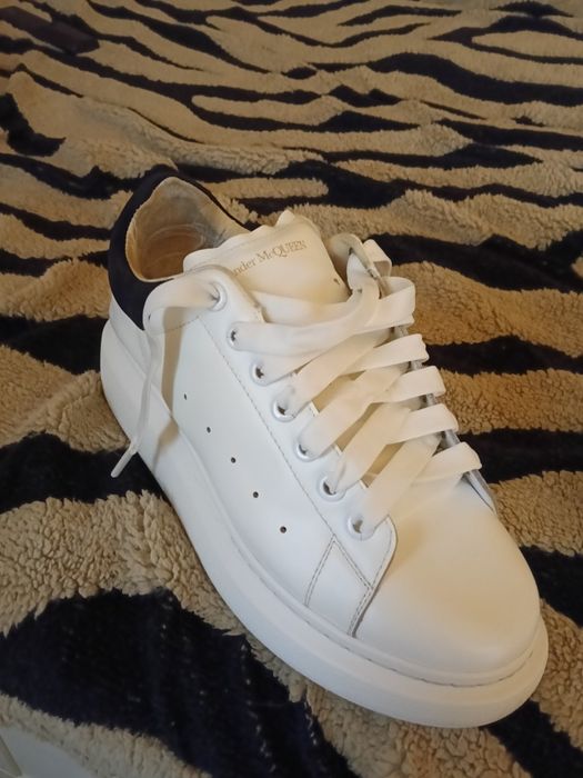 Vand adidasi Alexander Mcqueen