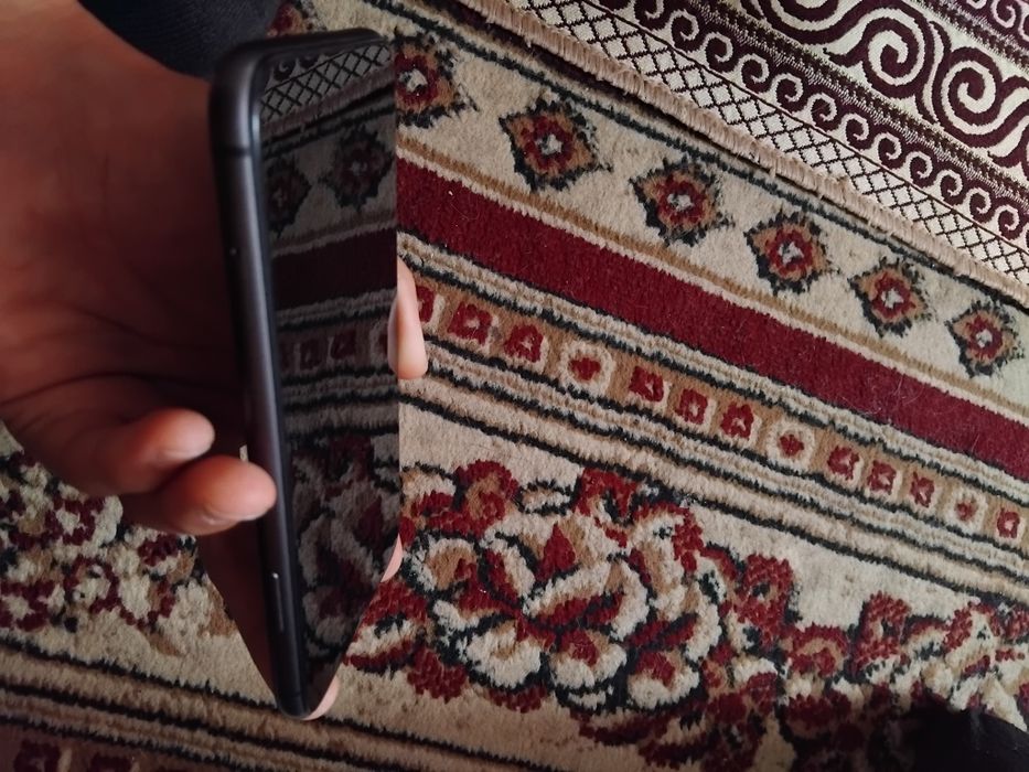 Продам Iphone 11 Акб 74%