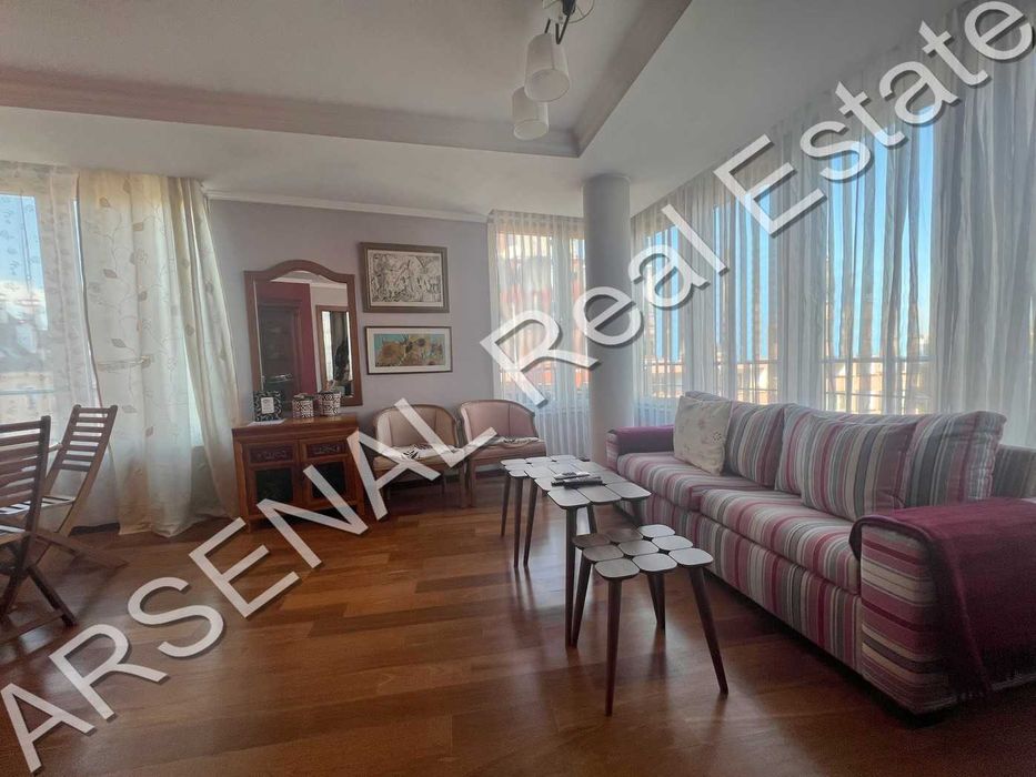 Двустаен апартамент под наем, Лозенец