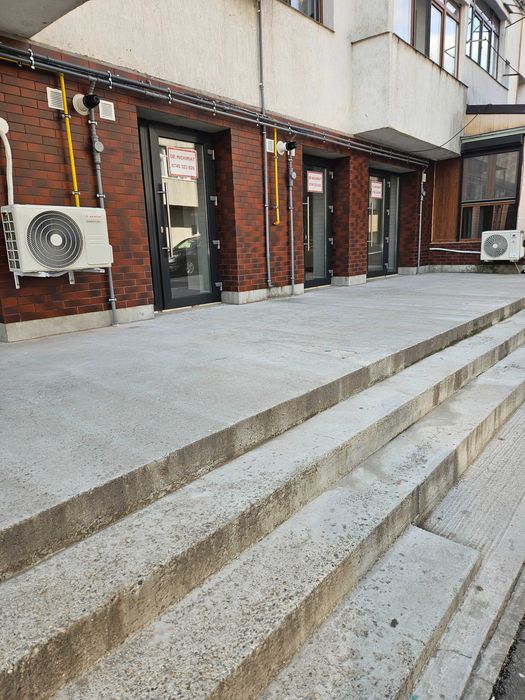 Spatiu comercial Zona Centru Husi