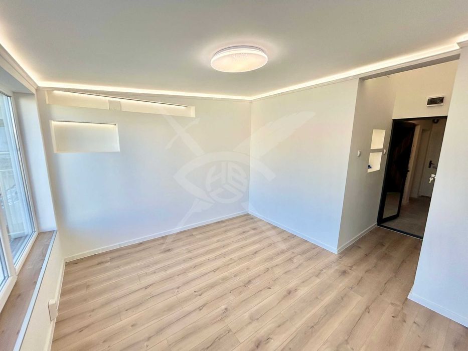 Продава се Едностаен апартамент в Варна, Общината - 18 кв.м за 2995 €/кв.м - Снимка #2