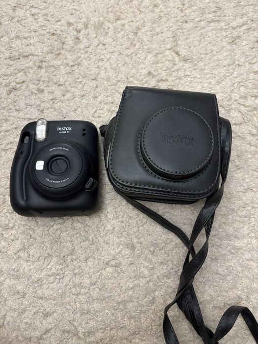 продам instax mini 11