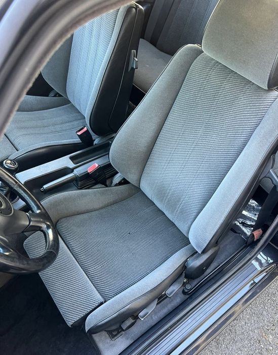 BMW e30 320 is M Power