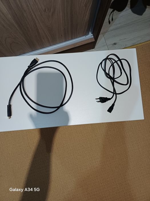 PlayStation 4 slim (PS4) 1TB + клавиатура 100%