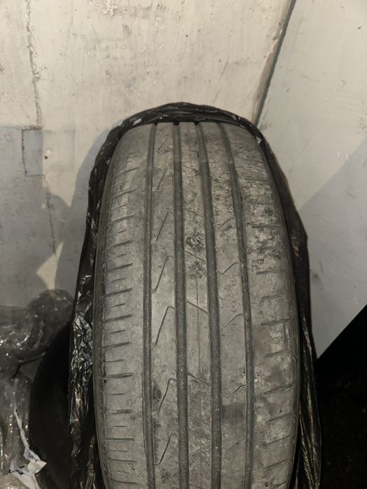 Hankook 215 55 18 летни