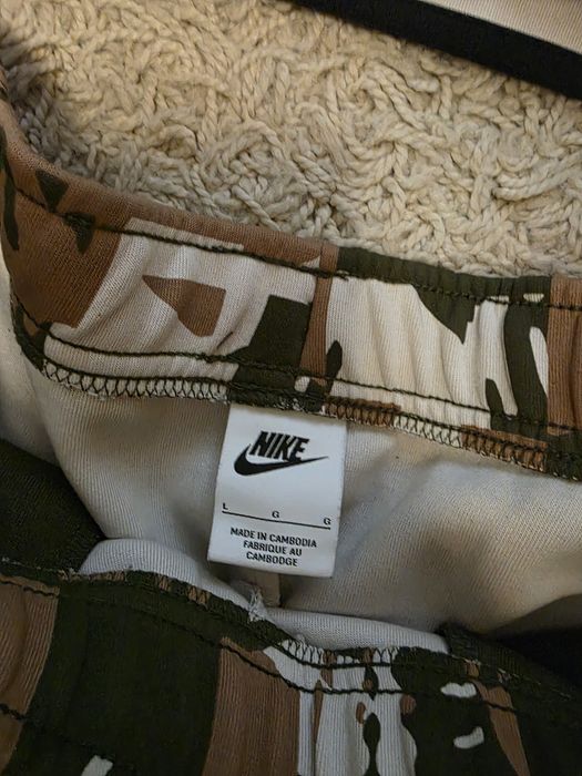 Оригинални Nike tech L,два броя