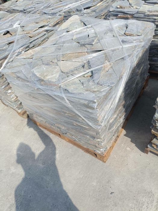 Vindem piatră naturala super calitate ideală pentru amenajări curți pentru decor preț în funcție de calitate superioară