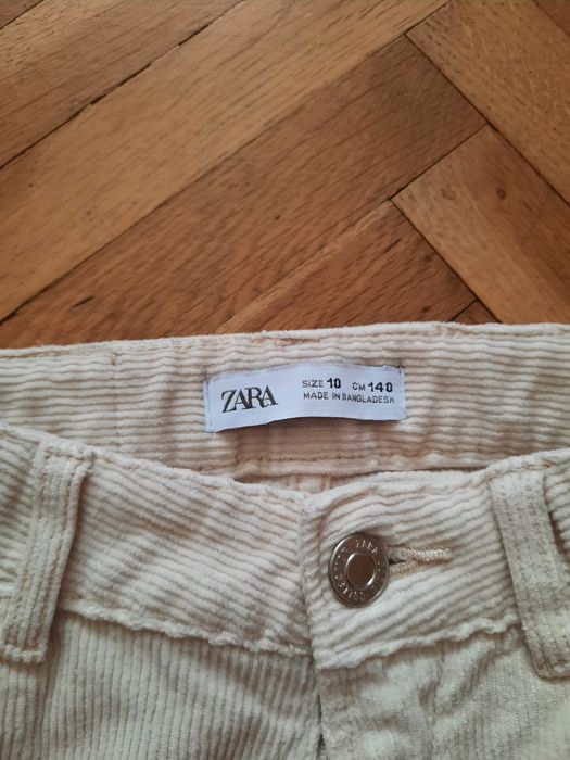 Джинси чарлстон на ZARA за момиче 140см.