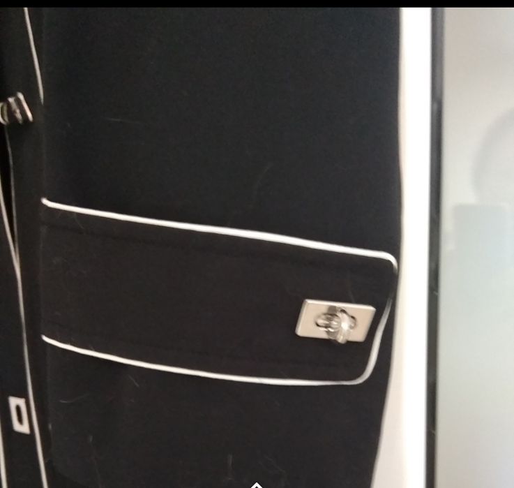 Тренч Luisa Spagnoli 44 размер
100 лв