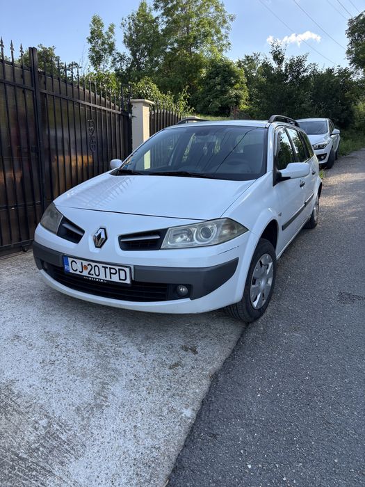RENAULT Megane