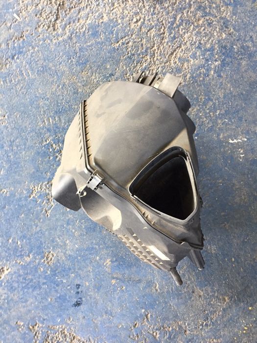 Carcasa filtru aer audi a6 4f c6 2.7tdi 3.0tdi cana cdya bmk asb bpp
