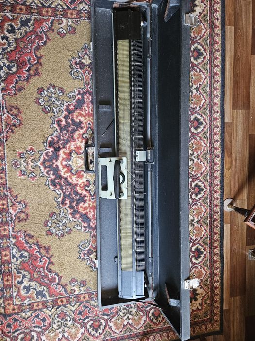 Вязальная машинка