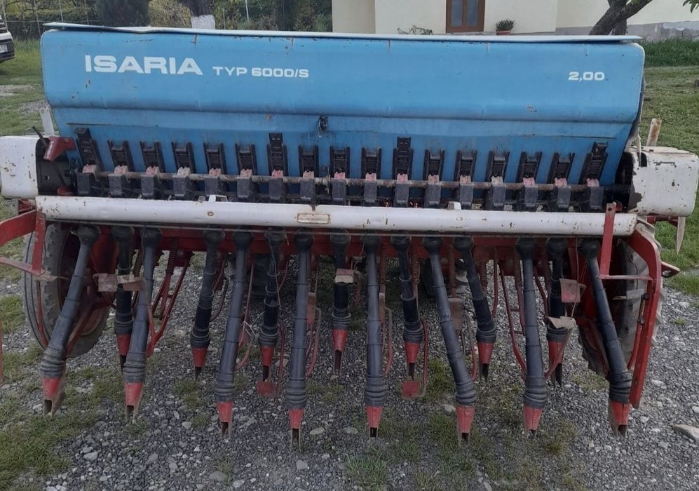 Semanatoare pentru tractoare mici și medii 2m latime