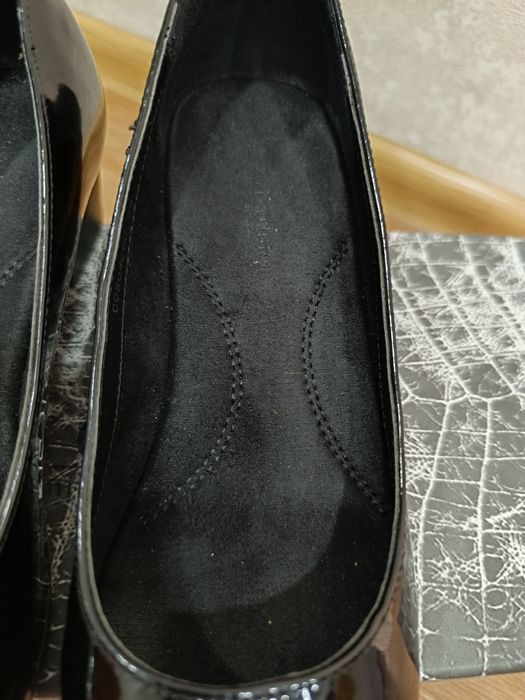 Лаковые женские туфли р38