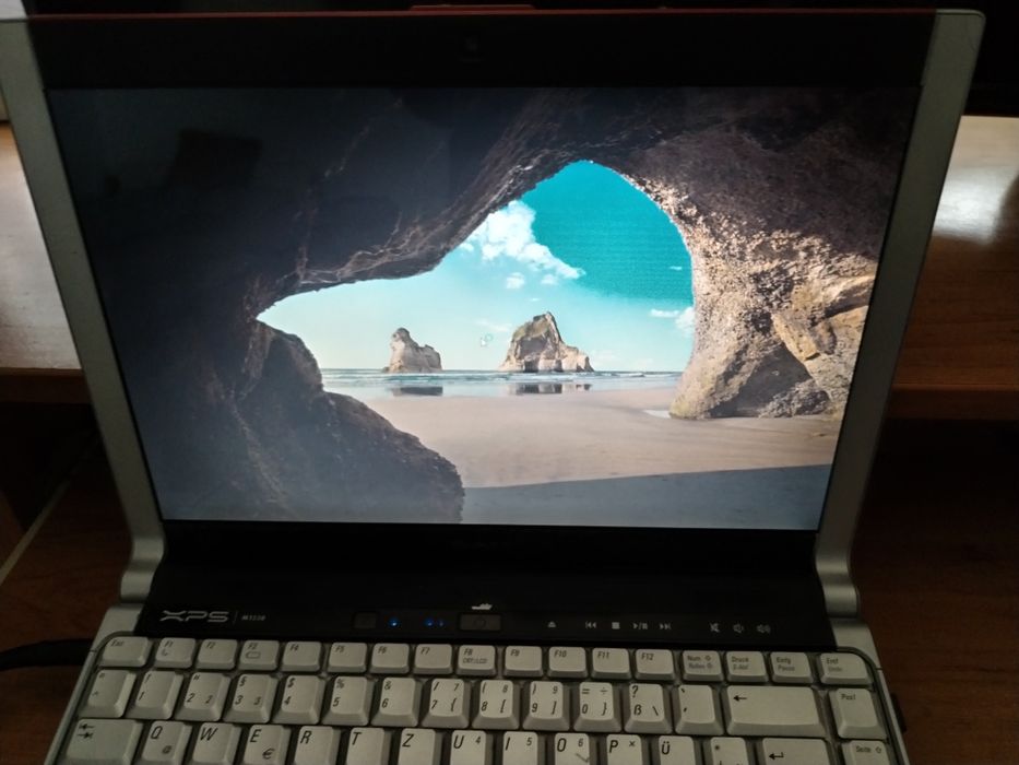Laptop Dell xps cu Intel Pentium duo
