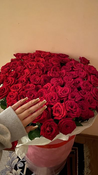 101 роза в корзине 1метр
