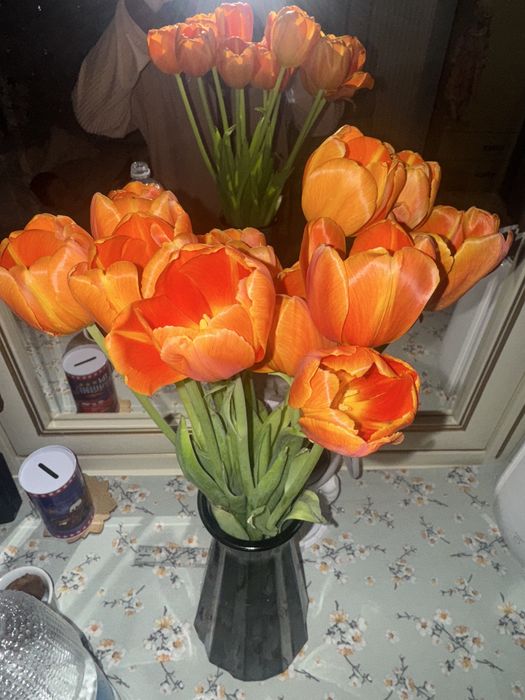 Продаем букеты голандских тюльпанов