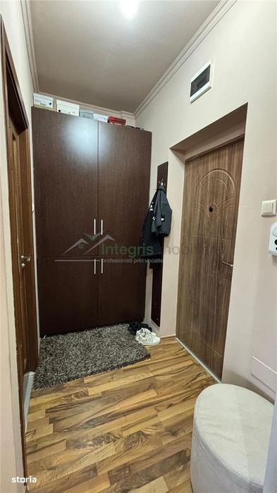 Apartament 2 camere,decomandat,Paleu,Cartier Orizont 2,Oradea,Bihor