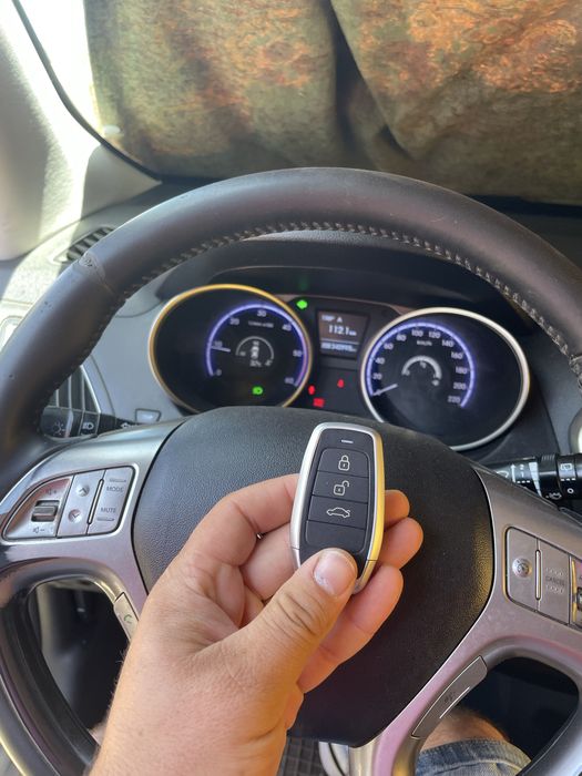 Deblocari si chei auto