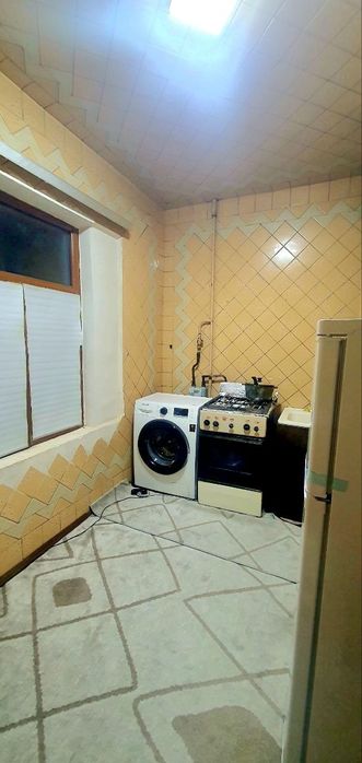 1-хонали уй сотилади