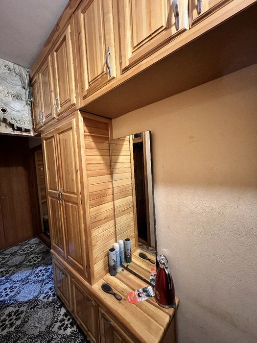 Toza holatdagi mebellar sotiladi