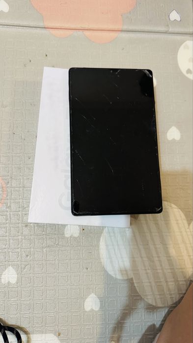 Прдам планшет таб А7