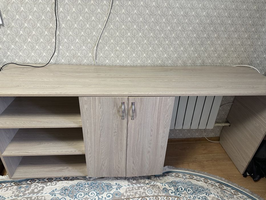 Тумбочка в гостинную