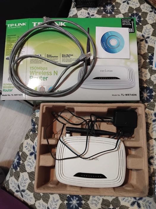 Продавам рутер TP-LINK - пълен комплект