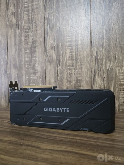 Gigabyte 1660 super gaming oc 3 fan