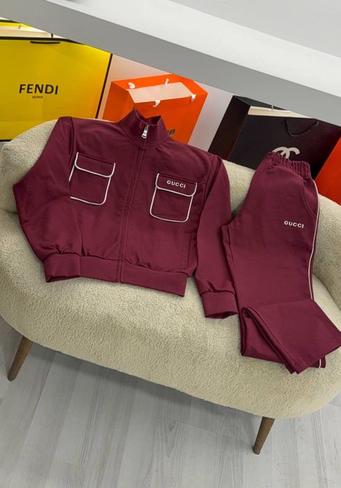 Дамски екипи и сетове от две части