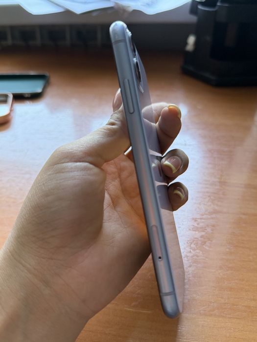Продается Iphone 11