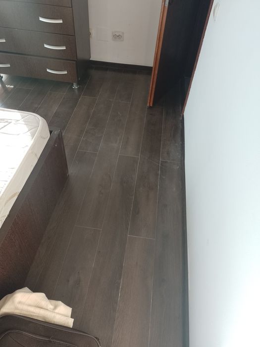 Manopera parchet 25de lei mp 15lei plinta ml