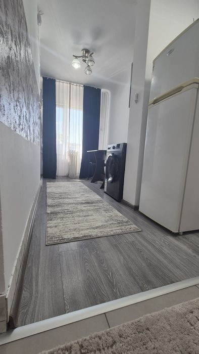 Garsonieră 36 mp | Mobilată & Utilată | Etaj 2 | Zona Sărari | 320 € | Craiova