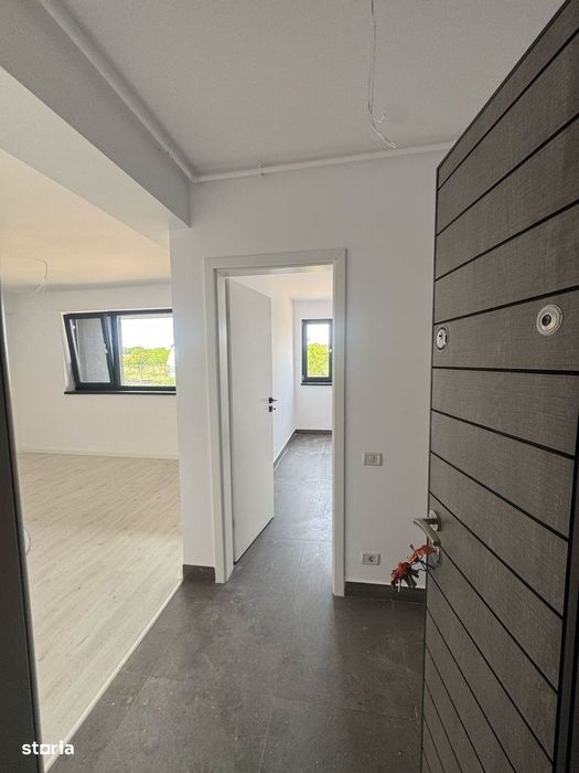 Vanzare-Apartament cu 2 Camere-Bloc de 3 Etaje-Magurele-Comision 0%