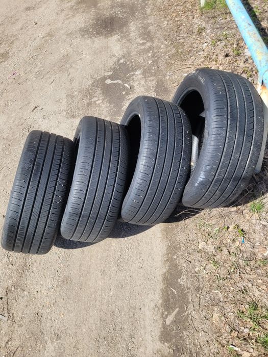 Продам шины в отличном состоянии.