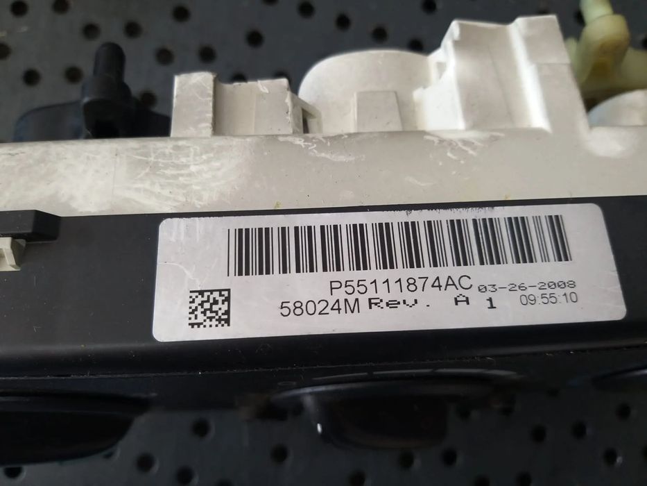 Panou comanda clima ac dodge caliber p55111874ac