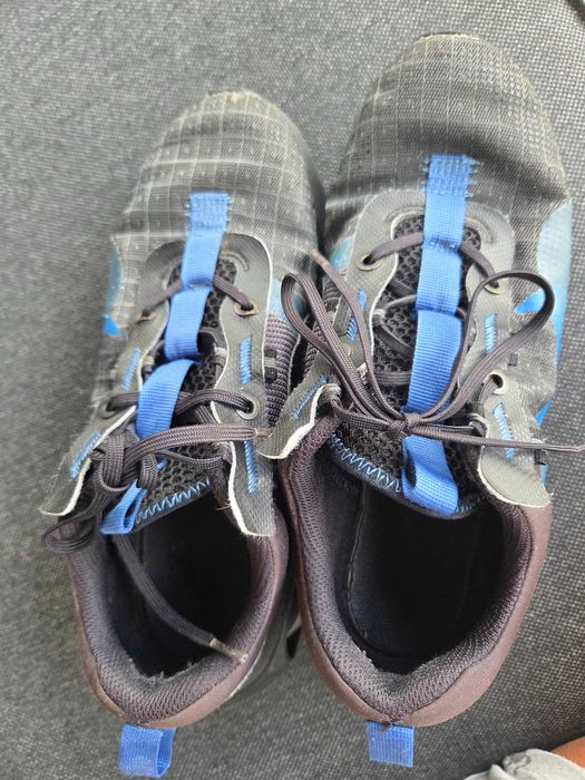 Маратонки Nike унисекс
