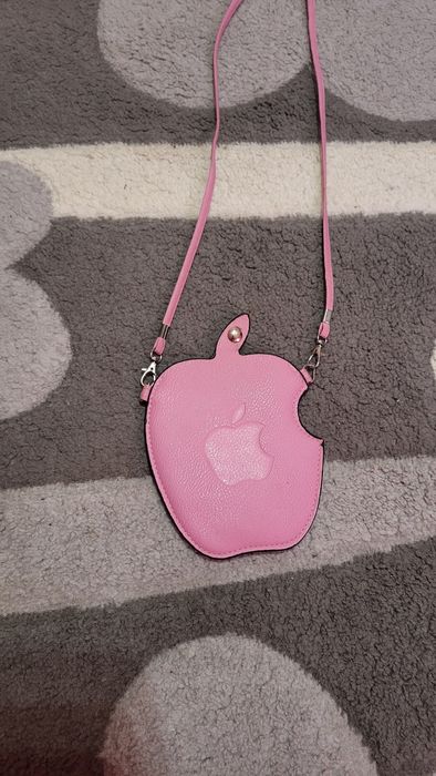 Apple чантичка - портмоне