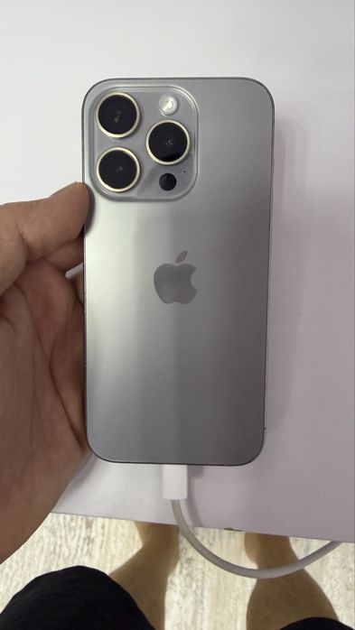 Продам iphone 15 pro 1tb