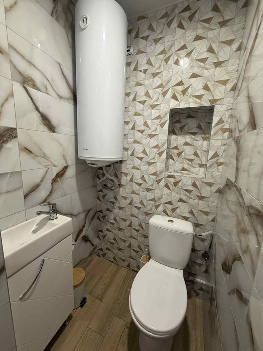 Дава се под наем Тристаен апартамент в Казанлък - 72 кв.м за 510 € - Снимка #11