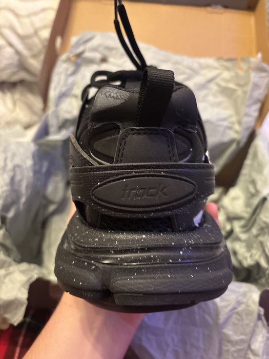 Balenciaga Track Signature NEGOCIABIL