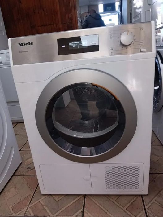 Професионална сушилня с термопомпа Миеле Miele Professional PDR508HL