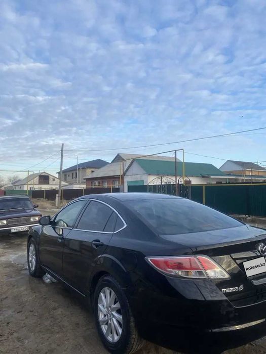 Автомобиль Мазда 6 2012г