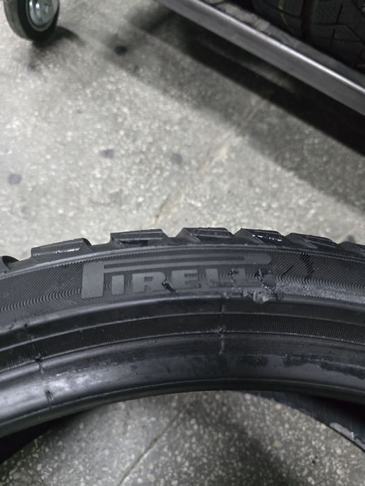 4x 235/35/20 M+S PIRELLI 2019 Stare excelentă