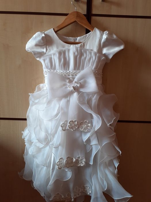 Продам платье для девочек