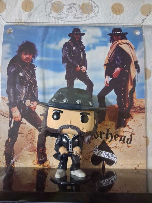 Funko Pop Megadeth, Motorhead, HFunko Pop  Megadeth - 165 RON  Motorhead - 125 RON  Harry Potter - 85 RON  Se vand separatarry Potter