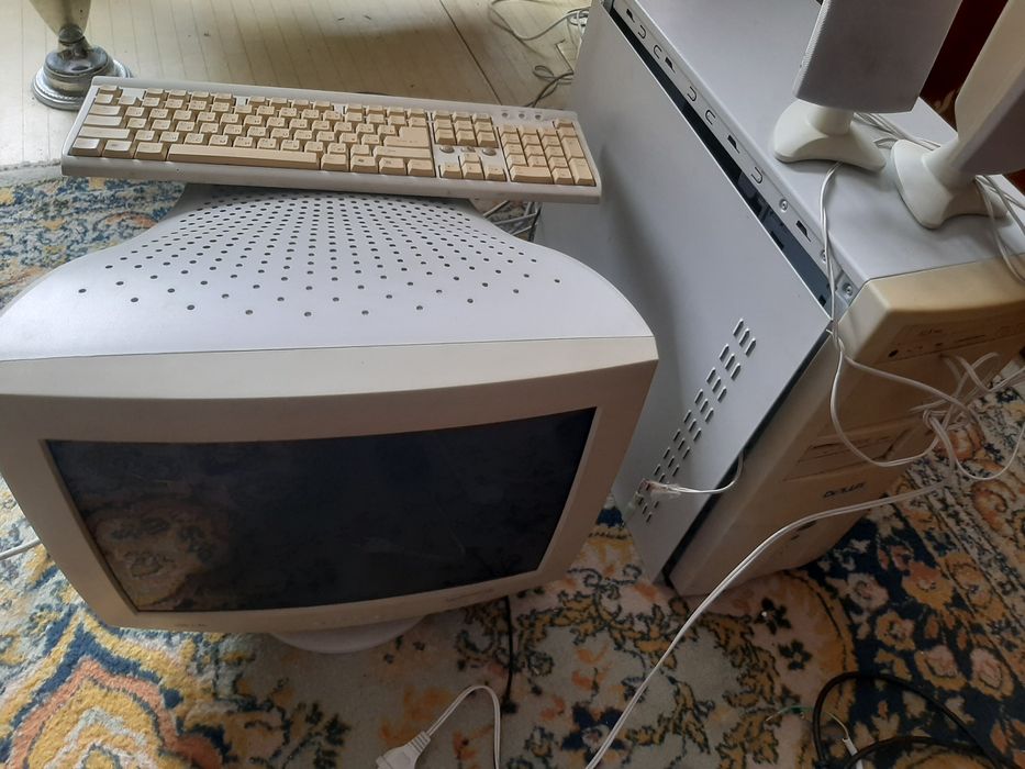 Компьютер с процессорам